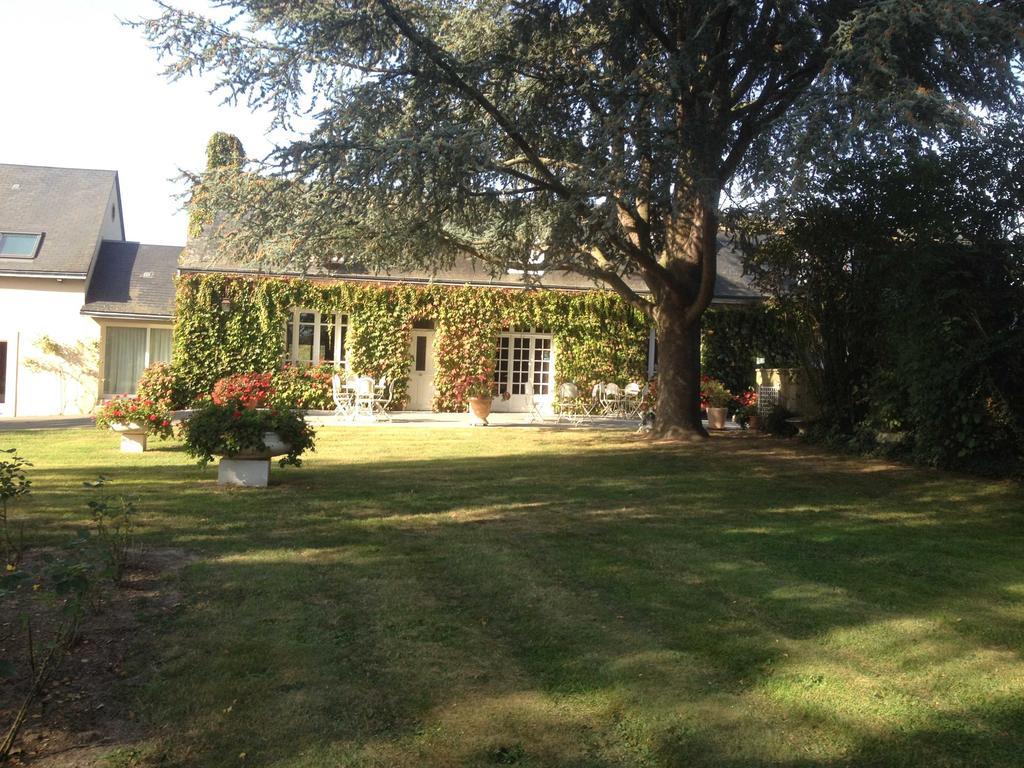 Hotel Le Petit Pont Moncé-en-Belin Exteriér fotografie